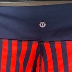 Lululemon Women’s Wunder Under Cropped Bright Orange/Navy 20.5” Inseam Size 4 Photo 2