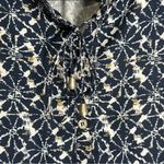 Simply Noelle  blue‎ white tan split neck sleeveless blouse size L/XL (12-14) Photo 2