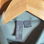 Sweaty Betty  Mock Neck Ribbed Sleeveless Lettuce Hem Top Size 8 Photo 4