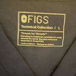 FIGS  Navy Blue Shirt scrubs size large no flaws Photo 1