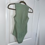 OQQ Women's 1 Piece Bodysuit Sexy Ribbed Strappy Square Neck Sleeveless Sz Large Green Photo 1