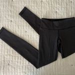 Lululemon Wunder Under Pant Legging in Diamond Dot Black White / Black Size 4 Photo 7