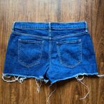Old Navy  boyfriend shorts size 8 raw hem button fly Photo 3