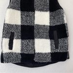 Thread and Supply NWOT Reversible Black/White Plaid Sherpa Fuzzy Vest Size Small Photo 6