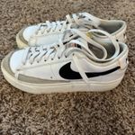 Nike Blazer Low Platform Women’s Photo 1