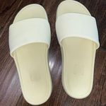 Lululemon Luculemon Slides Photo 3