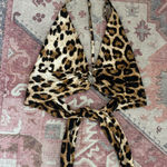Romwe Leopard Print Cropped Halter Top Photo 0