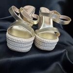 Stuart Weitzman $550 Alex Platform 5.5" Wedge WOVEN RAFFIA GOLD LEATHER Size 7 Photo 9