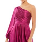 Mac Duggal One-Shoulder Long Sleeve Satin High/Low Gown in Berry Size US 0 Photo 11