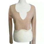 Pretty Little Thing  Long Sleeve Rib Raw V Crop Top Photo 3