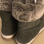 Cougar women olive green suede waterproof Vanetta boots US size 11 Photo 5