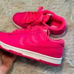 Nike Women’s Dunk Low Photo 3