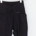 Gymshark Womens Poise Ribbed Cropped Leggings Size XS Black Pockets Athletic Gym Photo 1