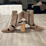 Free People  Effie Block Heel sandal in taupe leather Photo 4