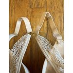 LIVELY The T Photo 5