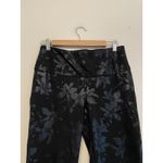 Soft Surroundings  Women Size Small‎ Stretch Black Metallic Floral Cropped Pants Photo 2