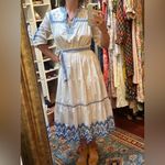 Shoshanna  Leilani Dress Optic White Blue Embroidered‎ Midi Dress size 4 Photo 3