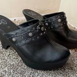 Fashion Bug Y2K  8.5 Faux Leather Studded Black Clogs Trendy Boho Grunge Indie Photo 0