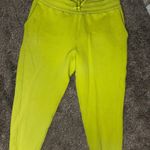 Lululemon  Scuba Joggers High-Rise Wasabi Photo 2