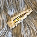 Pearl Hair Clip Photo 0