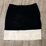 Willi Smith Willie Smith EUC  Womens Size 2 Black Cream Skirt Photo 0