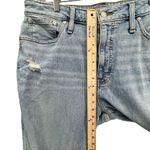 Madewell  Curvy Mom Jeans Womens 32 Light Wash Blue Distressed High Rise Stretch Photo 6