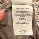 ARC’TERYX TAUPE GREY ATHLETIC HIKING SKIRT M Tan Size M Photo 7