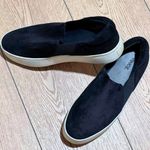 Vince  Warren Womens Black Suede Slip On Platform Sneakers Shoes Photo 2