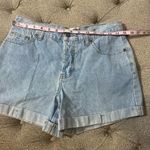 Canyon River Blues Vintage High Waist‎ Light Wash Denim Shorts Photo 6
