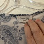 Siren Lily FINAL MARKDOWN  top 2x Photo 4