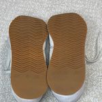 New Balance  Women's Cream and Gold Athletic Shoes Photo 6