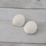 Vintage Clip On Earrings Cream/Off White Bent Circle Photo 1