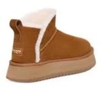 Koolaburra by Ugg women suede platform koola short mini boots size 10 Brown Photo 1