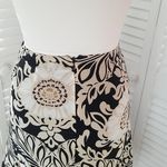 Ann Taylor 100% SILK SKIRT SZ 00 fits my sz 6 man. Photo 3
