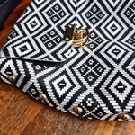 Black White Geometric Printed Flap Stud Clasp Crossbody Fashion Purse Photo 2