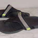 Vionic Women's Black Tiffany Comfort Flip Flop Sandal size US 10 Photo 1