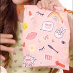 Ipsy ⭐️NEW⭐️  Playful Cosmetic Glam Pouch Photo 4