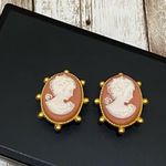 Unsigned Vintage Victorian Cameo Clip On Earrings Photo 5