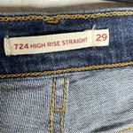 Levi's 724 HIGH RISE STRAIGHT Jeans zipper and Button Closure Medium Wash Photo 4