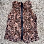 Monoreno Sleeveless Blouse  Photo 2