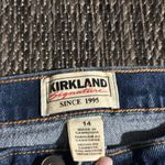 Kirkland Signature  high-rise straight fit Photo 2