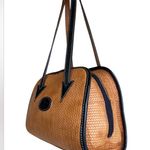 Los cardales Made in Argentina leather Classic Dome Tan and Black Shoulder Bag Photo 2