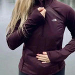The North Face Winter Warm Insulated Pullover - Women's size xs petite Photo 0
