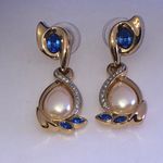 Crystaline Brand Elegant Vintage Gold Tone Blue CZ Faux Pearl Teardrop Earrings Photo 2