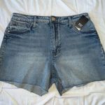Kut From The Kloth NWT  Indigo/Medium Wash, High-Rise Taylor Denim Shorts SIZE 10 Photo 3