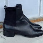 Vince  leather ankle boots size 8 Photo 0