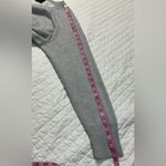 Max & Mia  Light Gray Women's  Seamfront  Crew Neck Pullover Sweater Photo 6