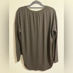 Lysse  Millie Top Size S Womens Olive Green‎ Tunic Blouse V Neck Chiffon Knit Mix Photo 8