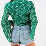 Urban Outfitters ‎ green printed tie front cropped blouse Photo 1