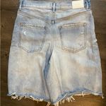 EXPRESS 90’s Bermuda super high rise shorts in size 6 Photo 3